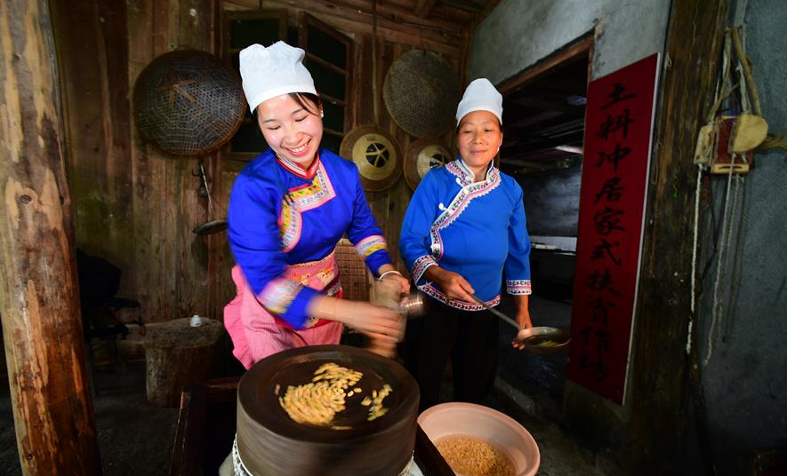 贵州天柱：古法“发豆腐”助农增收