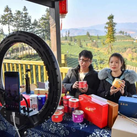 黔西南优质农产品&ldquo;借船出海&rdquo;供销两旺