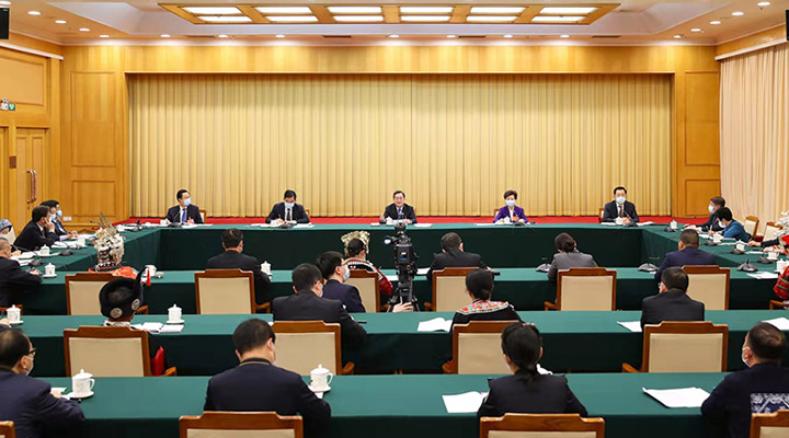 贵州代表团继续审议政府工作报告 丁薛祥参加