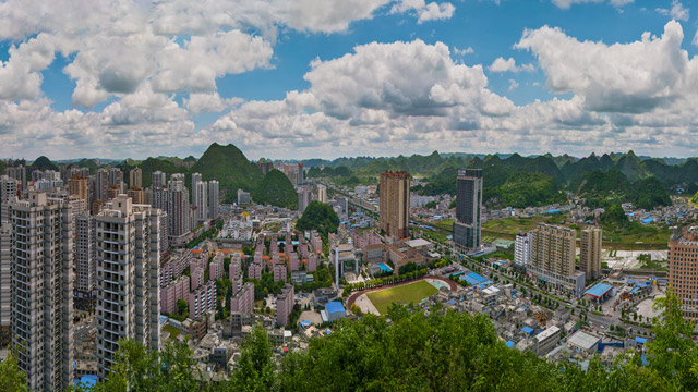 贵州安顺：新型城镇化绘就城乡新图景