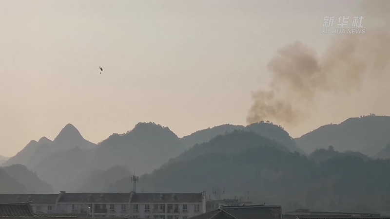 微视频｜贵州都匀发生山林火灾 过火面积上千亩