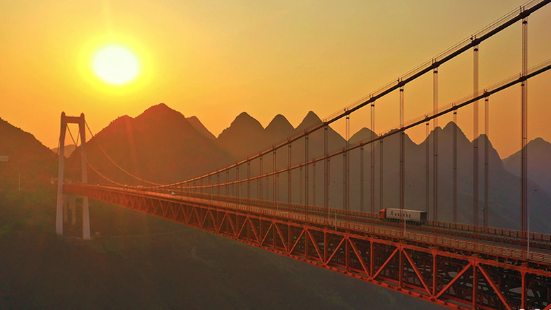 壩陵河大橋：夕照“飛虹”
