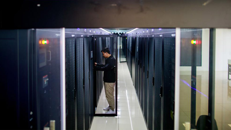 新华全媒+丨直击全国首个大数据国家重点实验室